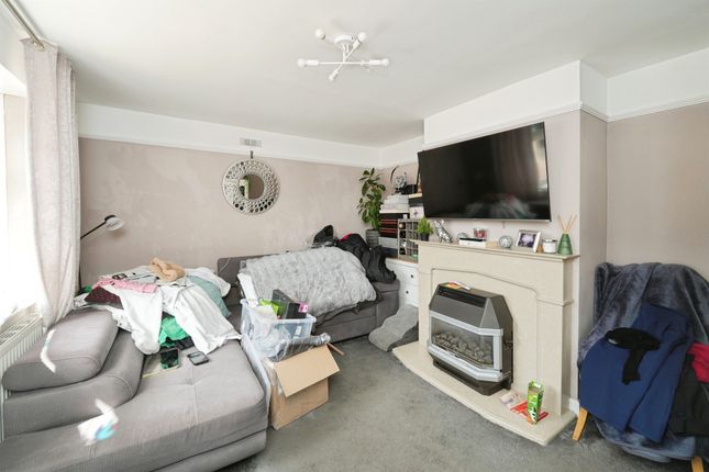 8, Canberra Grove, Bristol photo 4