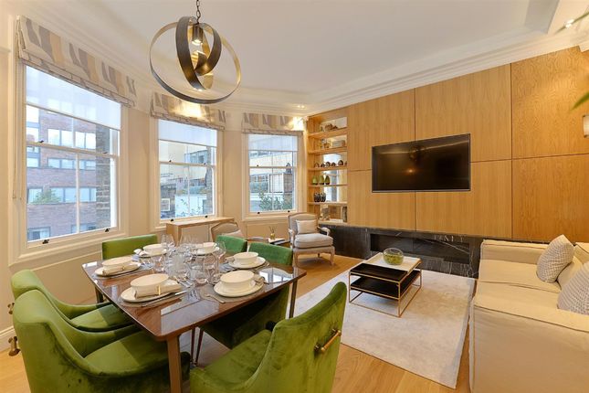 Thumbnail Flat to rent in Kensington Court, Palace Place Mansions