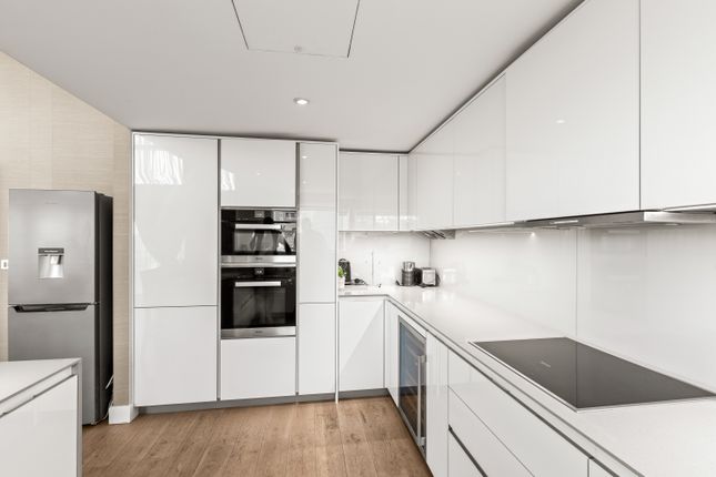 6, East Drive, London photo 4