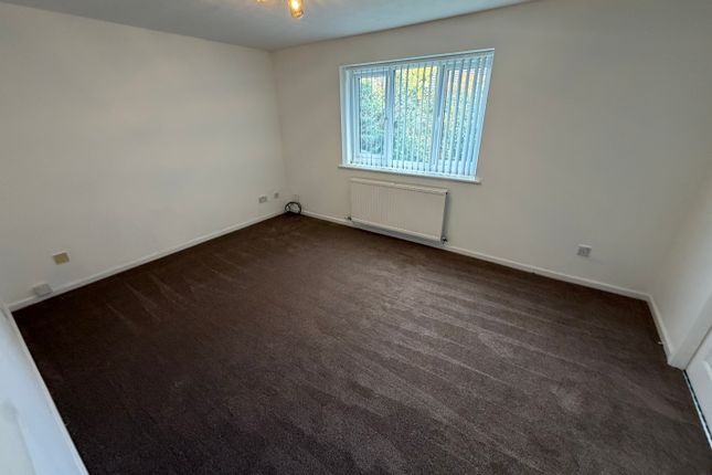 Eppleworth Rise, Manchester photo 2