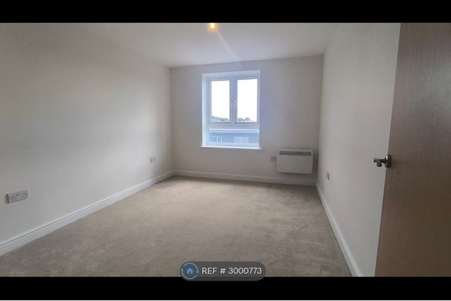 Flat, Ovaltine Court Ovaltine Drive, Kings Langley photo 3