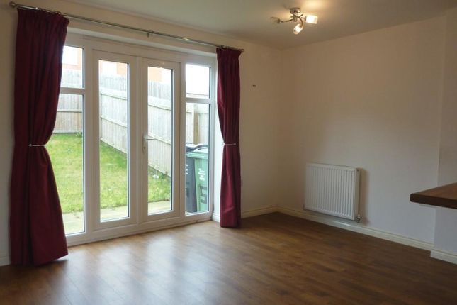 5, Kevin Wood Close, Leicester photo 3