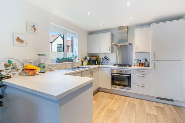 26 Shelduck Avenue, Uckfield photo 4