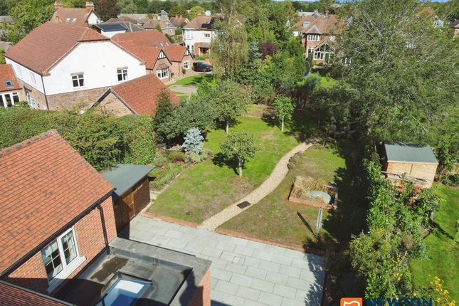 1 Fox Gardens, Grantham photo 4