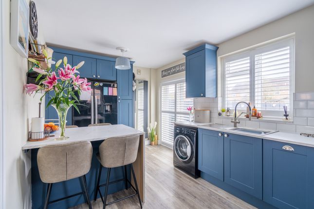 15, Worth Crescent, Stourport-on-severn photo 4