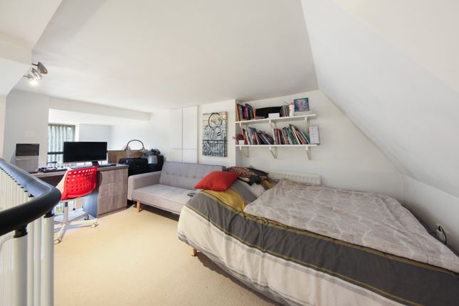 4 Keats House, Cottage Close, HARROW photo 5
