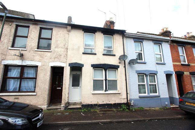 Thumbnail Terraced house to rent in Dale Street, Chatham