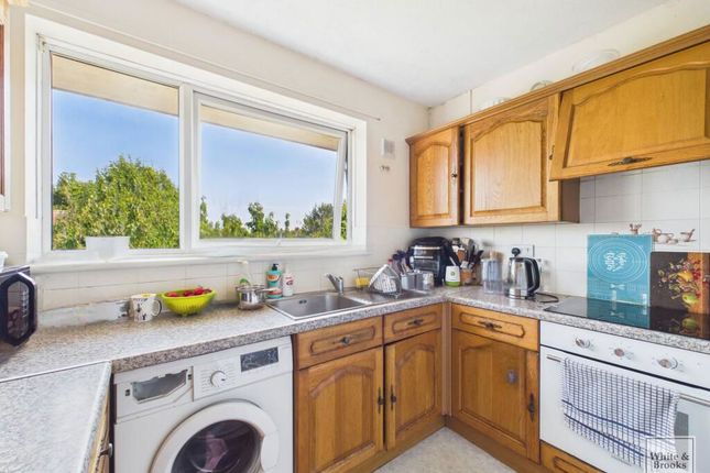 6, Cranford Gardens, Bognor Regis photo 3