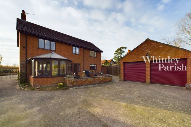 Thumbnail Detached house for sale in Church Road, Shelfanger, Diss