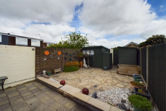 End terrace house for sale in Arne Close, Stanford-Le-Hope
