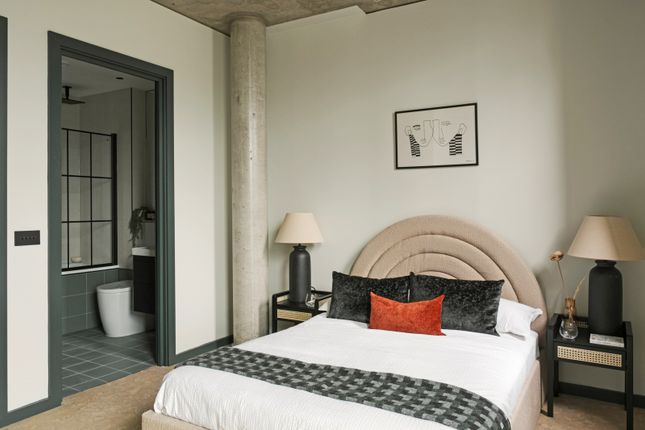 Flat for sale in Evagreen, All Saints Passage, Wandsworth, London