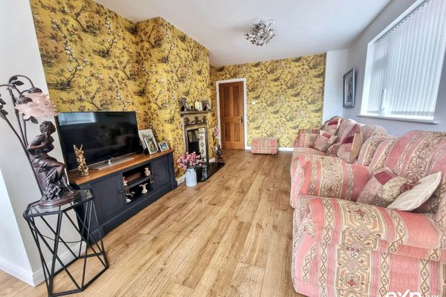 53, Castlewood Avenue, Newton Abbot photo 4