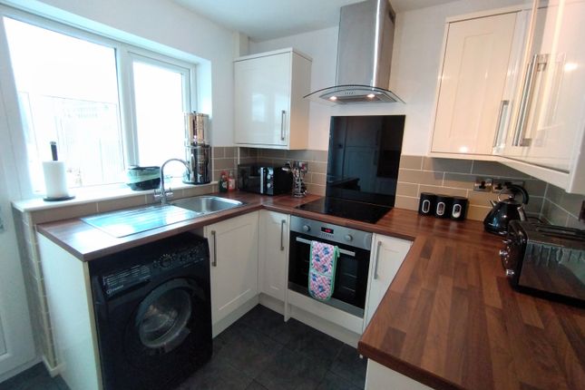 64, Zodiac Drive, Stoke-on-Trent photo 3