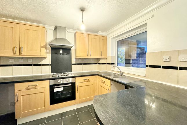 11, IPSWICH photo 2