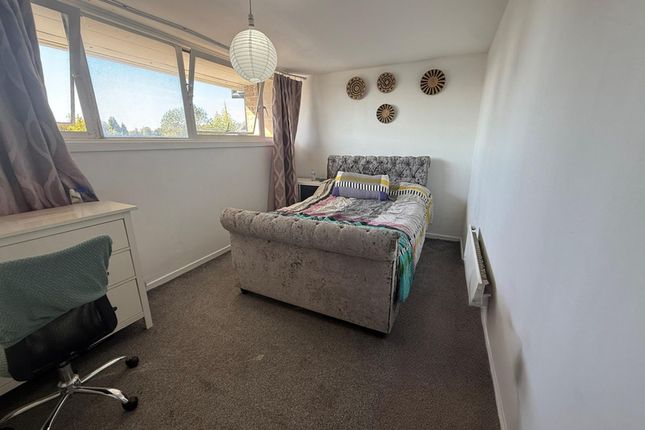 88 Parsonage Lane, Enfield photo 3