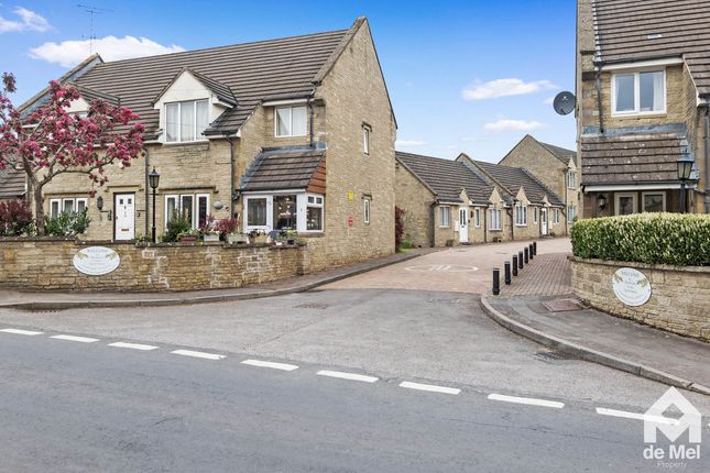 15 Blenheim Court, Back Lane, Cheltenham photo 2