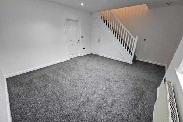 43, Wild Street, Heywood photo 5
