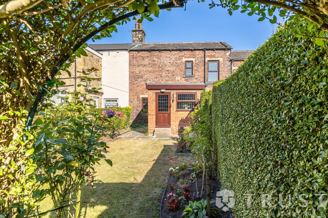 21 South Street, Mirfield photo 3