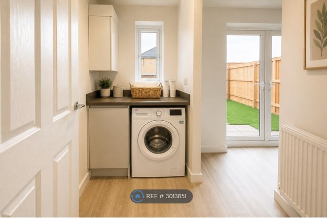 Woolf Close, Wombwell Barnsley South Yorkshire, Barnsley photo 5