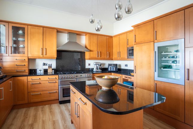 Flat 3, 2 Arundel Terrace, Brighton photo 2