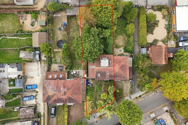 139, Poplar Road South, London photo 4