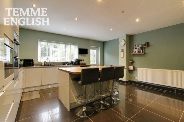 14 Roman Road, Ingatestone photo 3