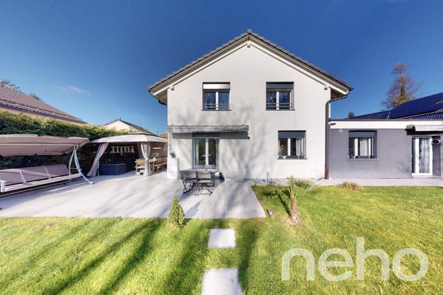 Villa for sale in Sédeilles, Canton De Vaud, Switzerland