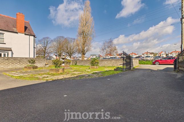 Maes A Mor Park Place, Cardigan photo 4