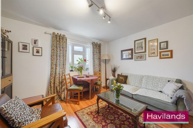 Flat 31, Duncan Court, N21 photo 2