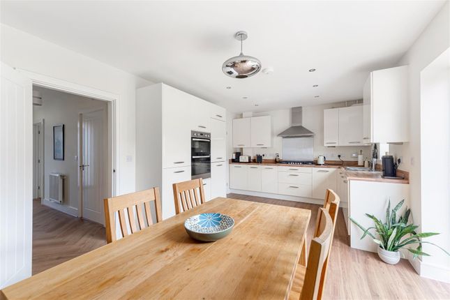 9, Ormrod Grove, Weston-Super-Mare photo 4