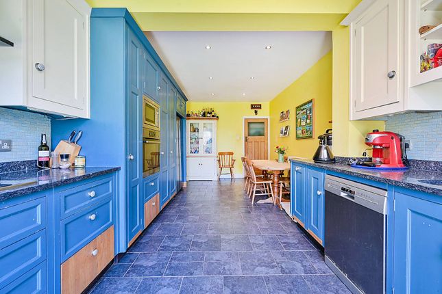 Coombe Lane, West Wimbledon photo 4