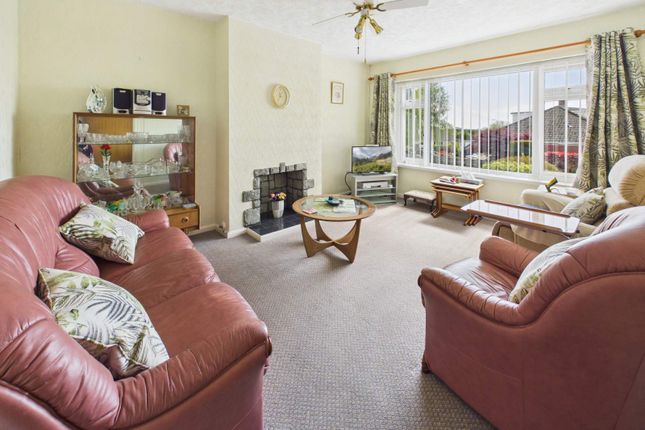 29, Gron Ffordd, Rhiwbina photo 3