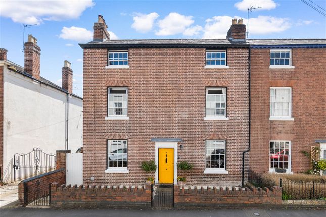 Thumbnail Detached house for sale in Green Hill, London Road, Worcester
