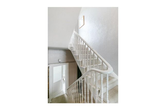 Flat for sale in Camden Hill Road, London