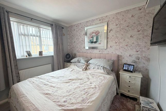 11, Cobsdene, Kent photo 4