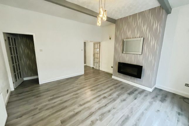 2-bed house on 93 Pickup Street, Accrington, £750/mo