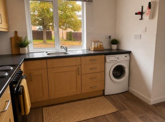 31, Downs Road, Canterbury photo 3