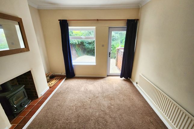 9 Spital Gardens, Chesterfield photo 4