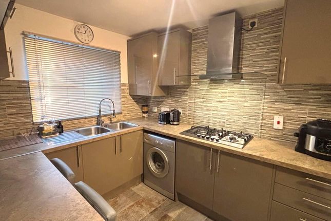 71, Chatsworth Road, Corby photo 4