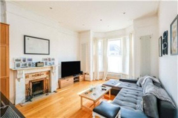 Flat to rent in Yarborough Road, Southsea
