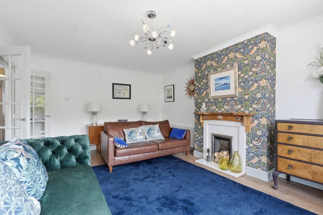 6, Mayfield Drive, Howwood photo 4