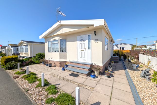 2-bed caravan on 26 Seabreeze, Sea Lane, Skegness, £79,950