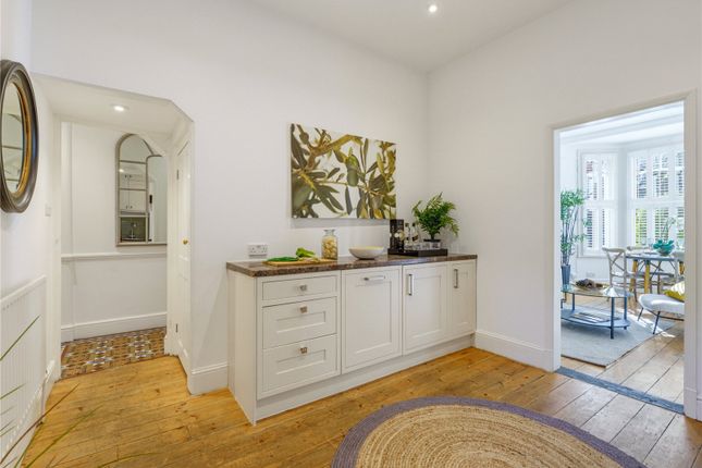 7B, Bowood Road, London photo 4