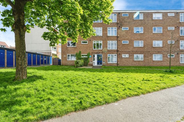 Thumbnail Flat for sale in Bowers Avenue, Norwich
