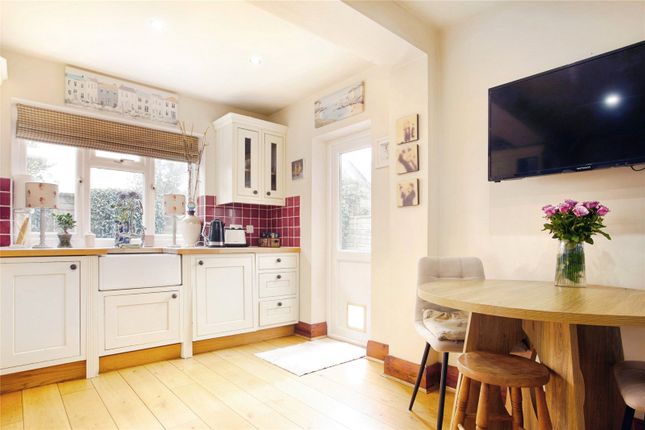 16, Bonnar Road, Chichester photo 4