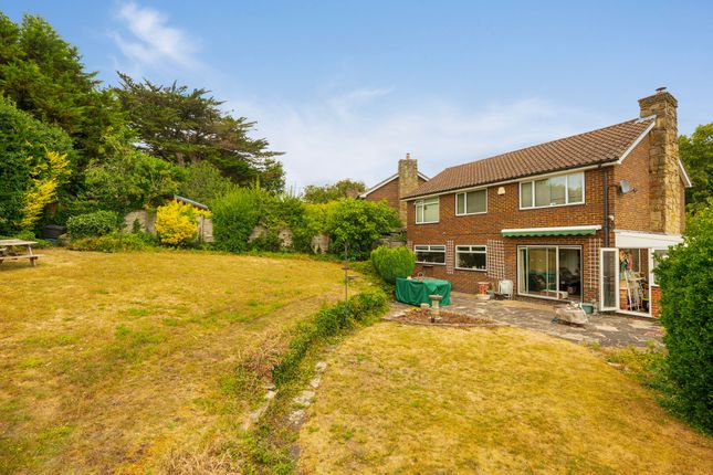 3 Wellwood Close, Coulsdon photo 3