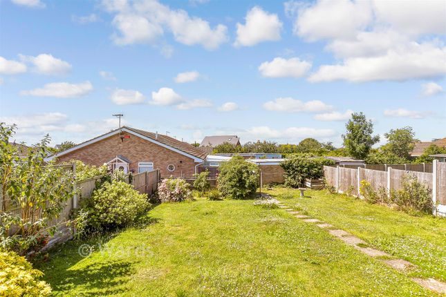 24, Shamrock Avenue, Whitstable photo 4