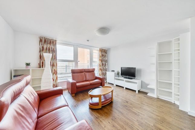 Flat for sale in Eclipse House, Wood Green, London