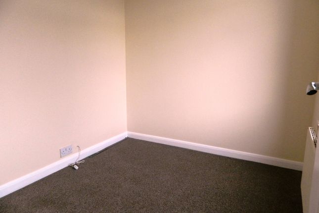 15, Wycliffe Street, Ossett photo 5