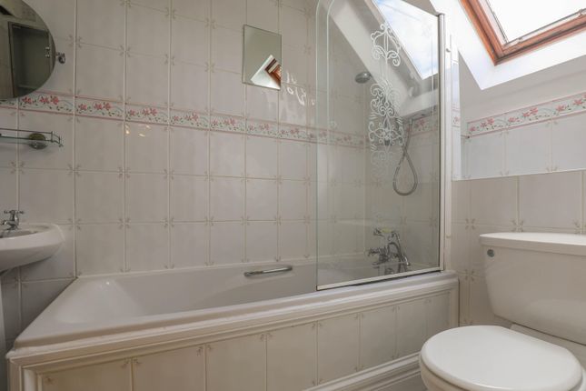 62, Velocette Way, Northampton photo 4